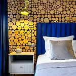 Boho And Forest By Tyzenhauz Appartement