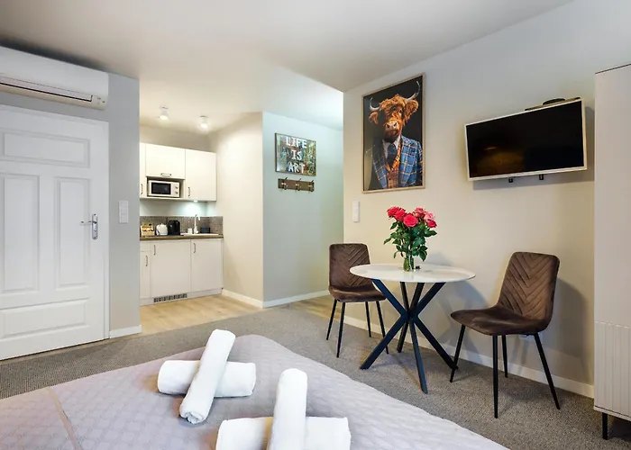 Boho And Forest By Tyzenhauz Lägenhet *